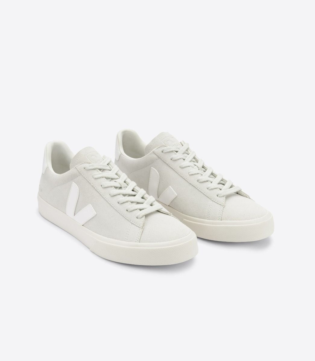 Veja extra hot sale white natural